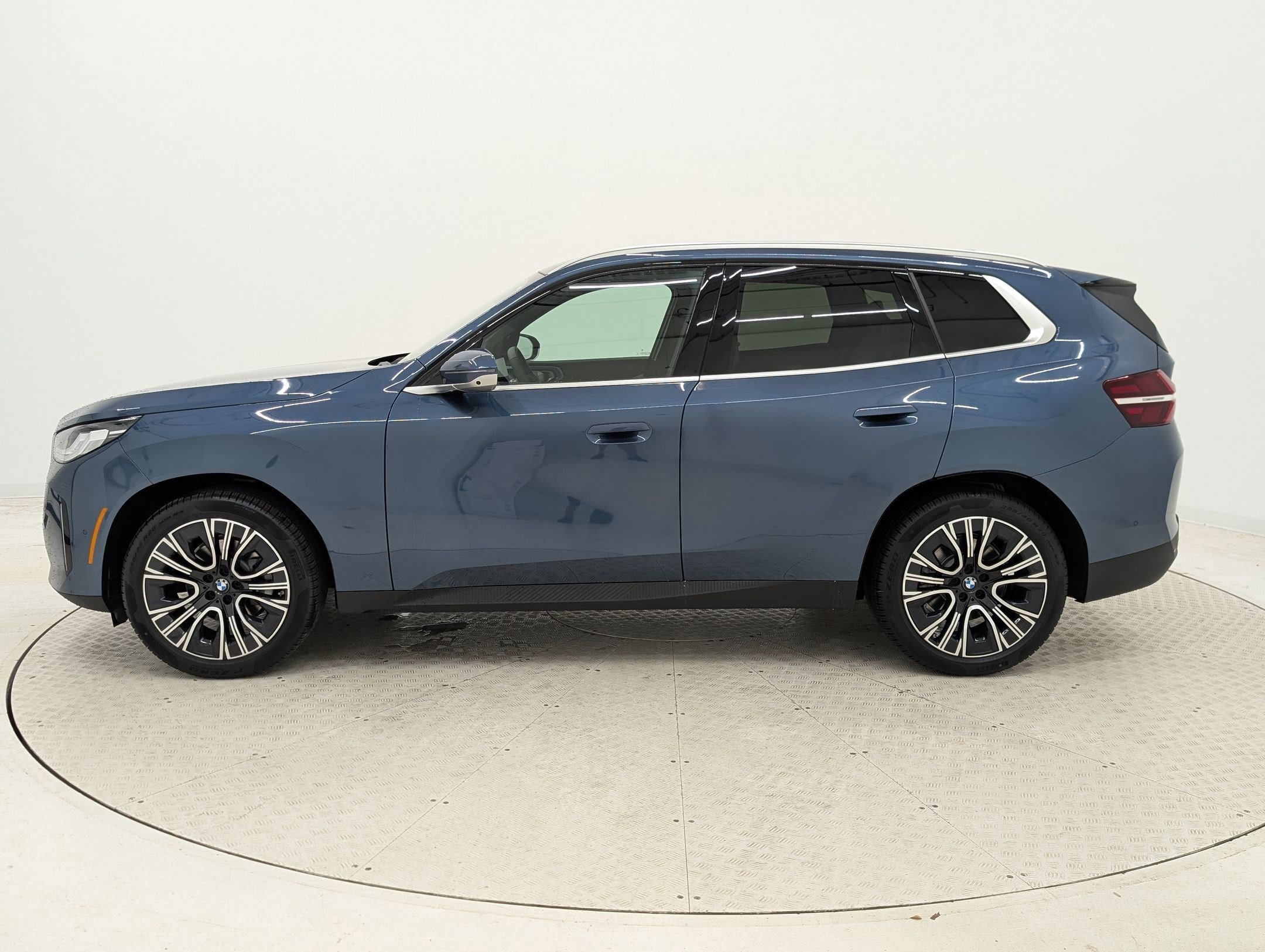 2026 Bmw X3 photo 2
