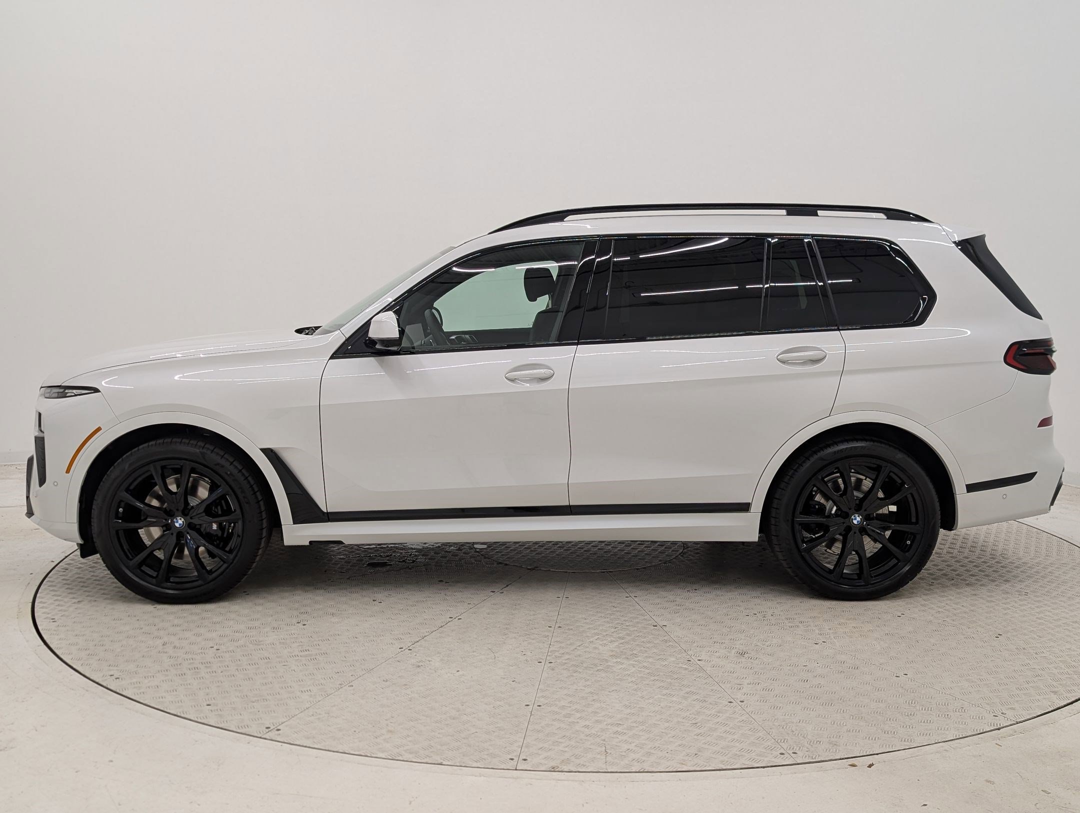 2026 Bmw X7 xDrive40i photo 2
