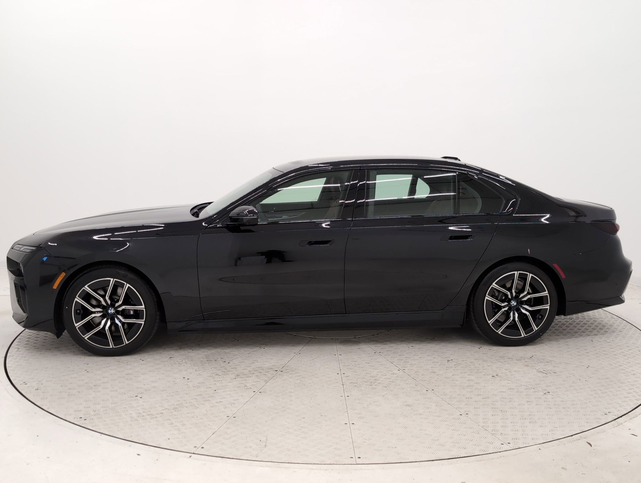 2025 Bmw i7 eDrive50 photo 2