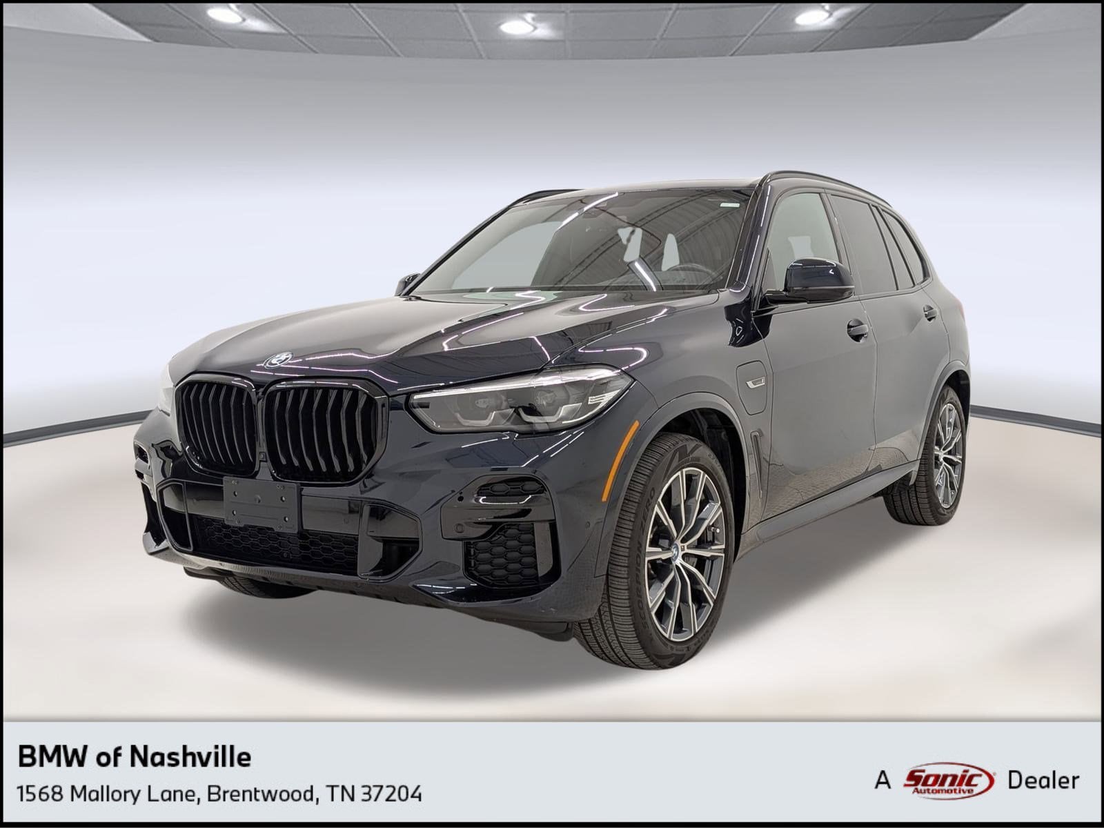 2022 BMW X5 45e's photo