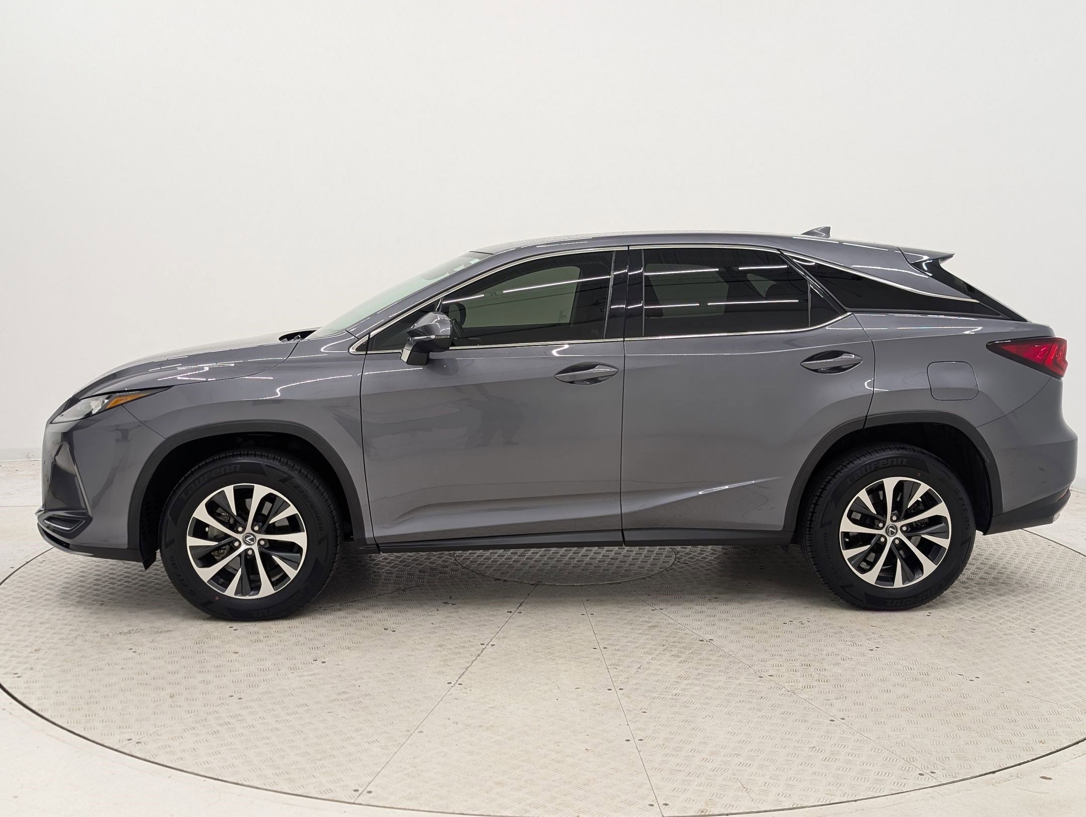 2020 Lexus RX 350 photo 2