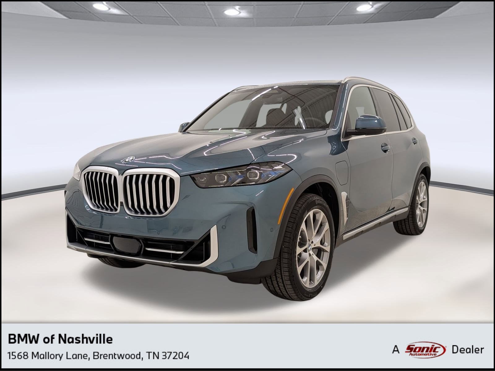 2026 BMW X5 50e's photo