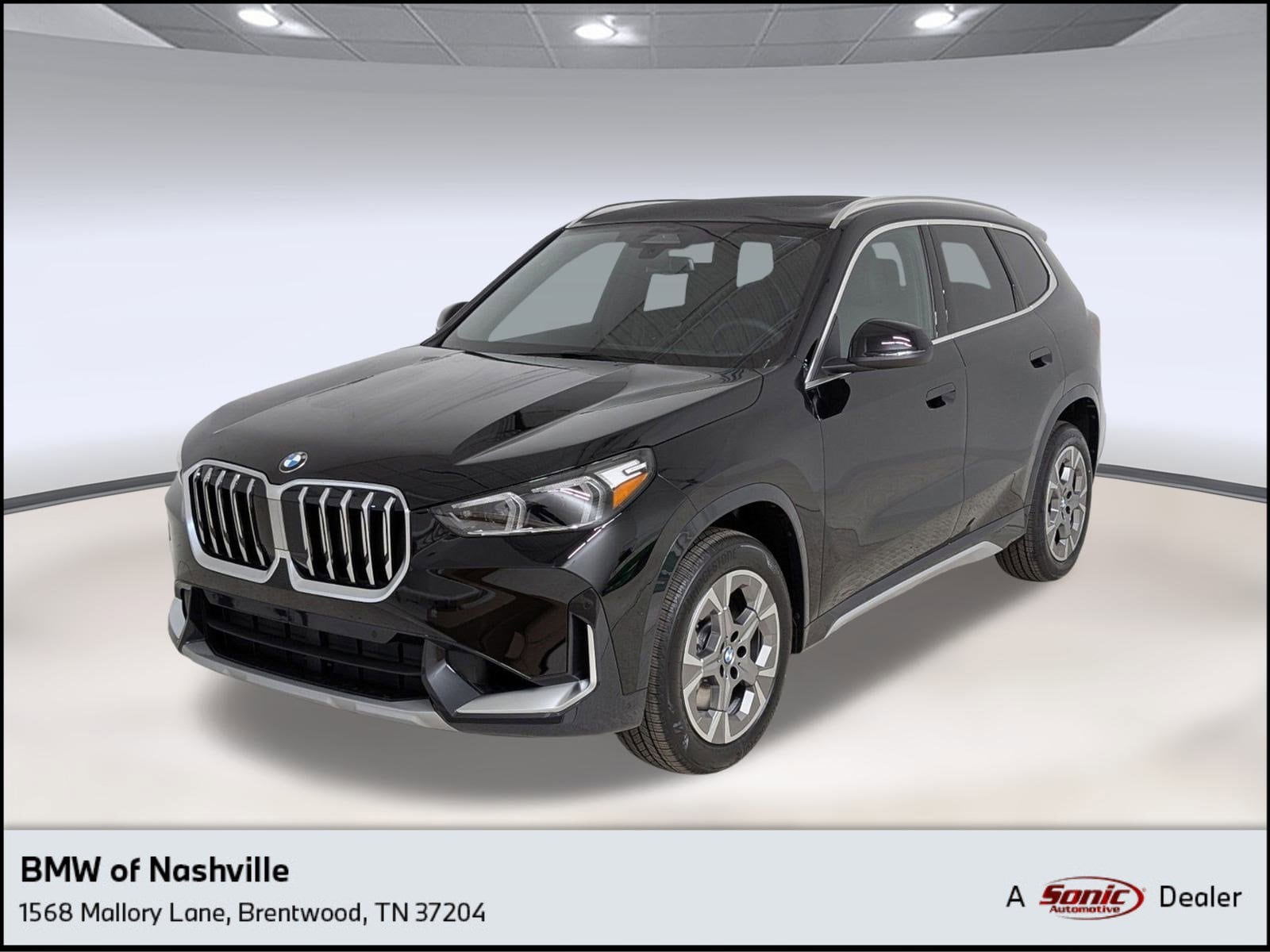 2025 BMW X1 28i's photo