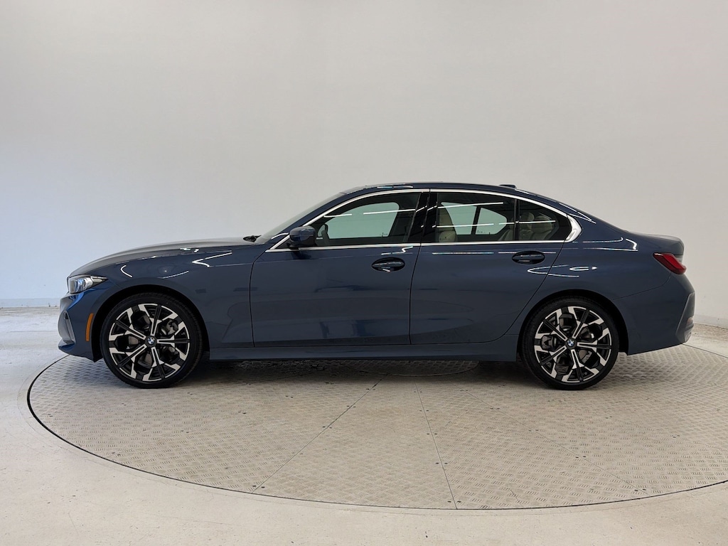New 2026 BMW 330i Sedan