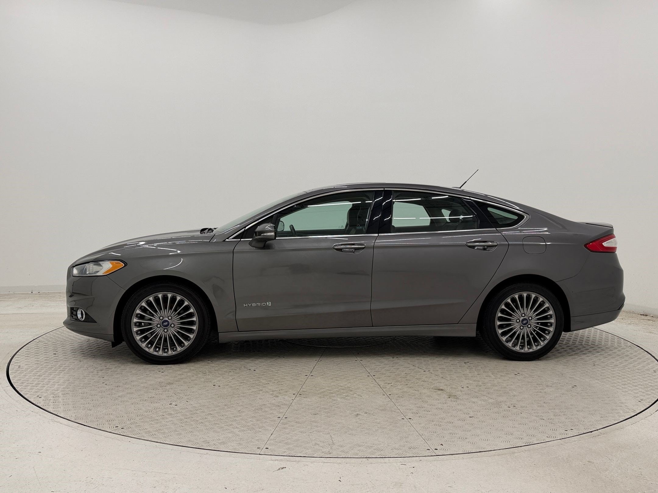 Fusion Hybrid Titanium Hybrid Sedan