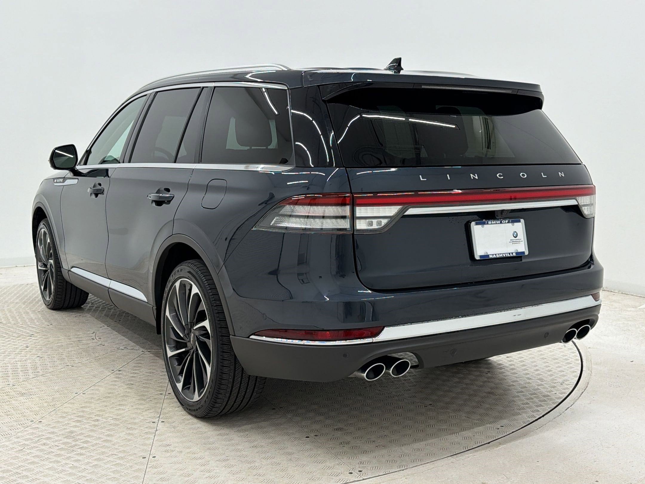 Aviator Reserve SUV