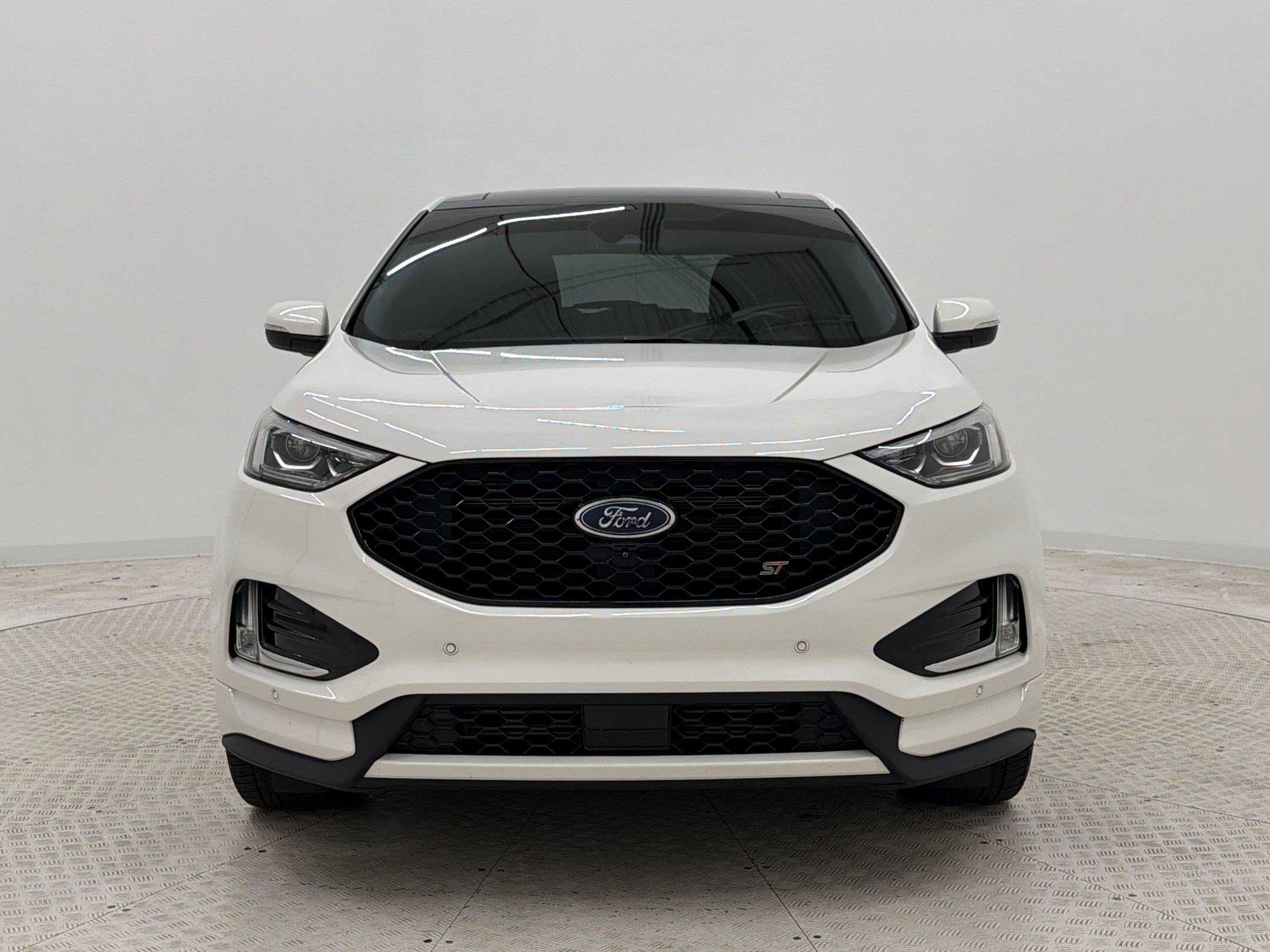 Edge ST SUV