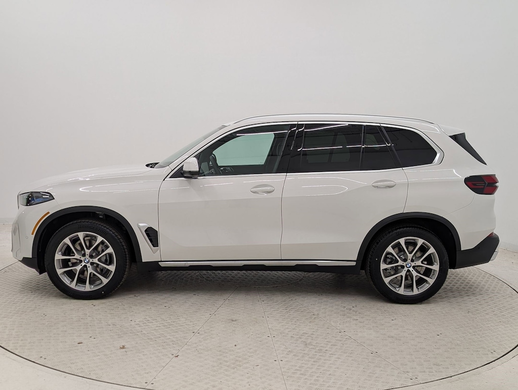 New 2026 BMW X5 xDrive40i SUV