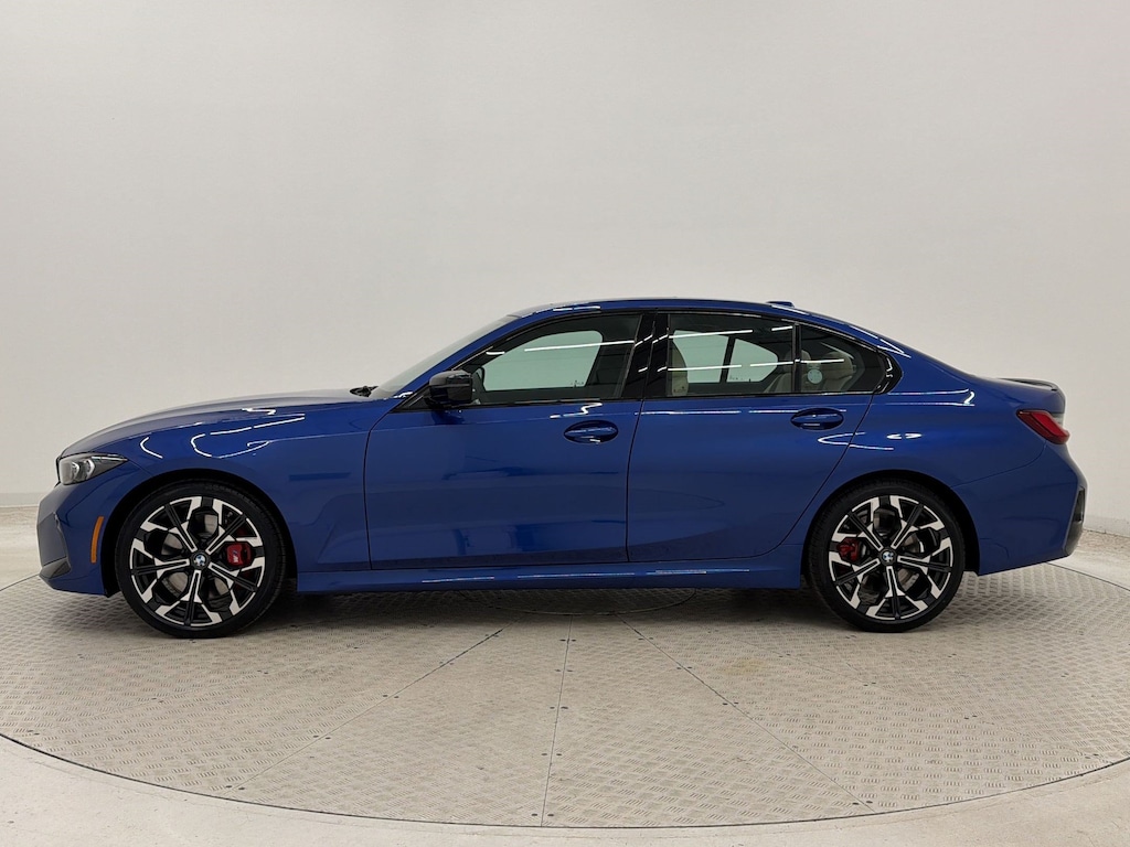 New 2026 BMW 330i Sedan