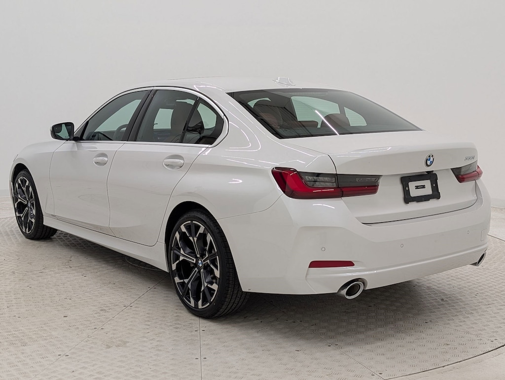 New 2025 BMW 330i Sedan