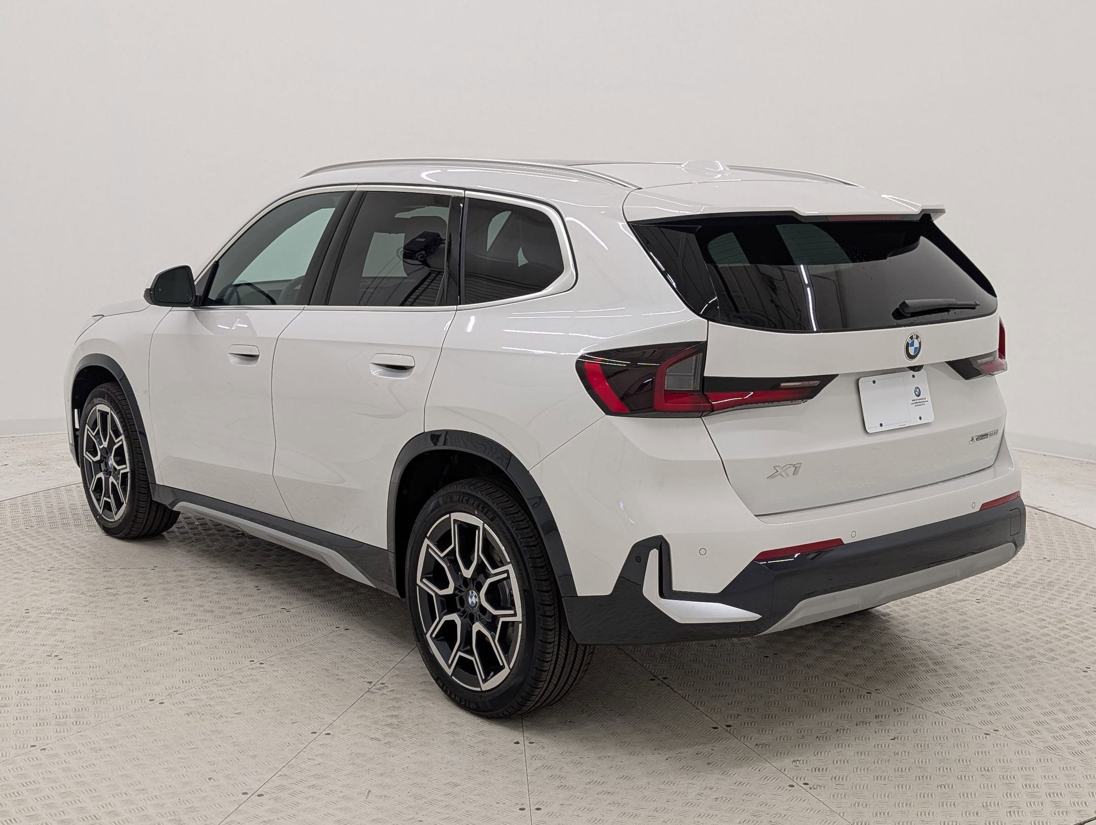 2026 Bmw X1 XDrive28i photo 3