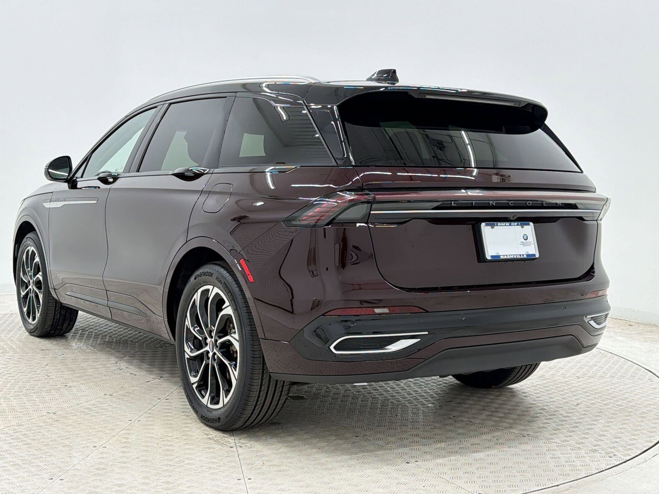 Nautilus Reserve SUV