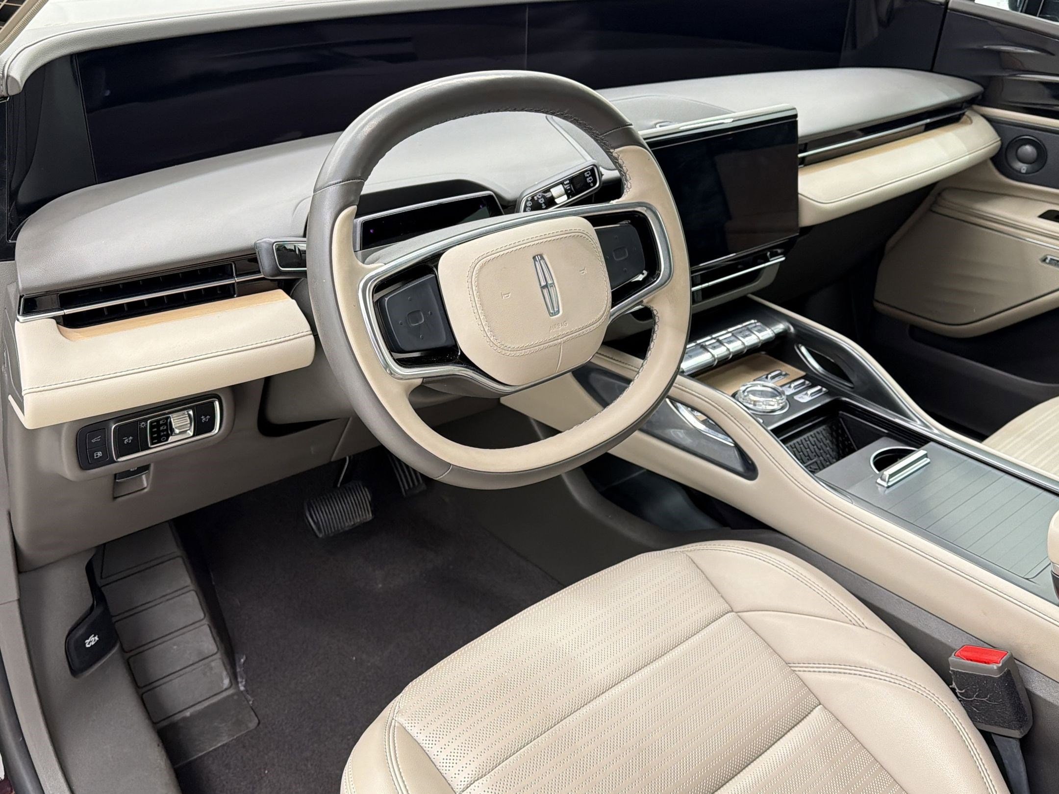 Nautilus Reserve SUV