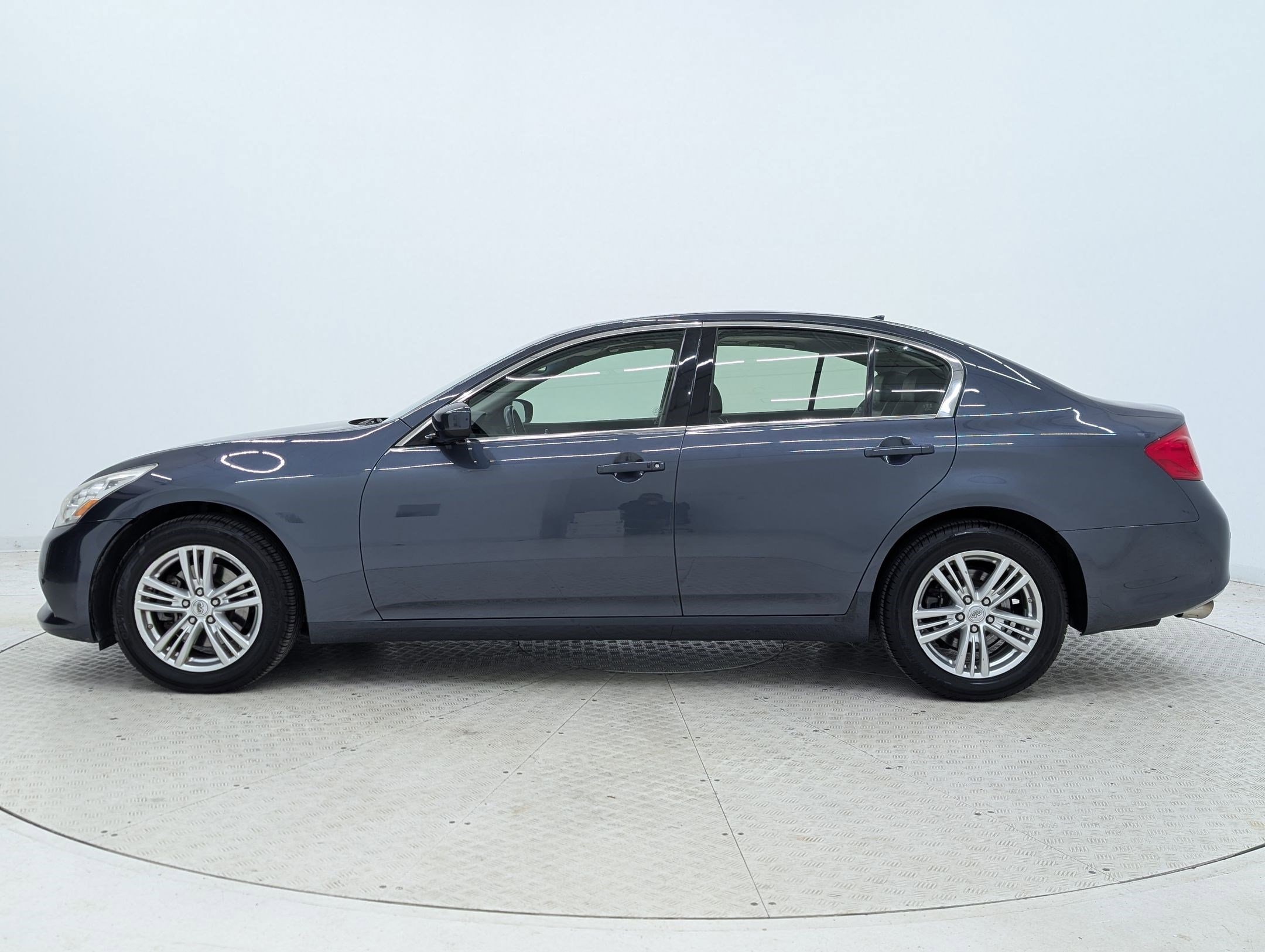 Used 2013 INFINITI G Sedan 37x with VIN JN1CV6AR4DM750825 for sale in Franklin, TN