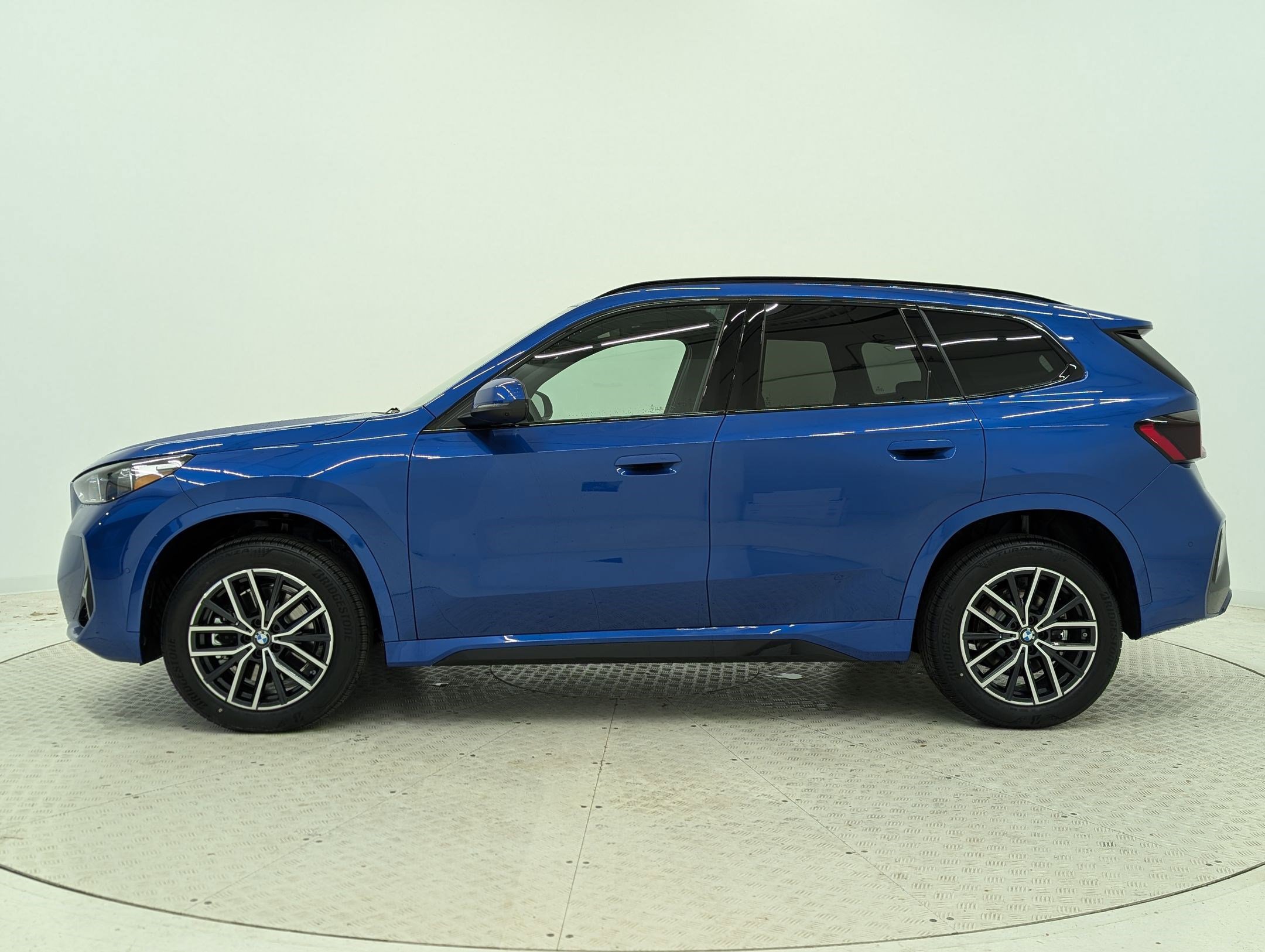 2026 Bmw X1 XDrive28i photo 2