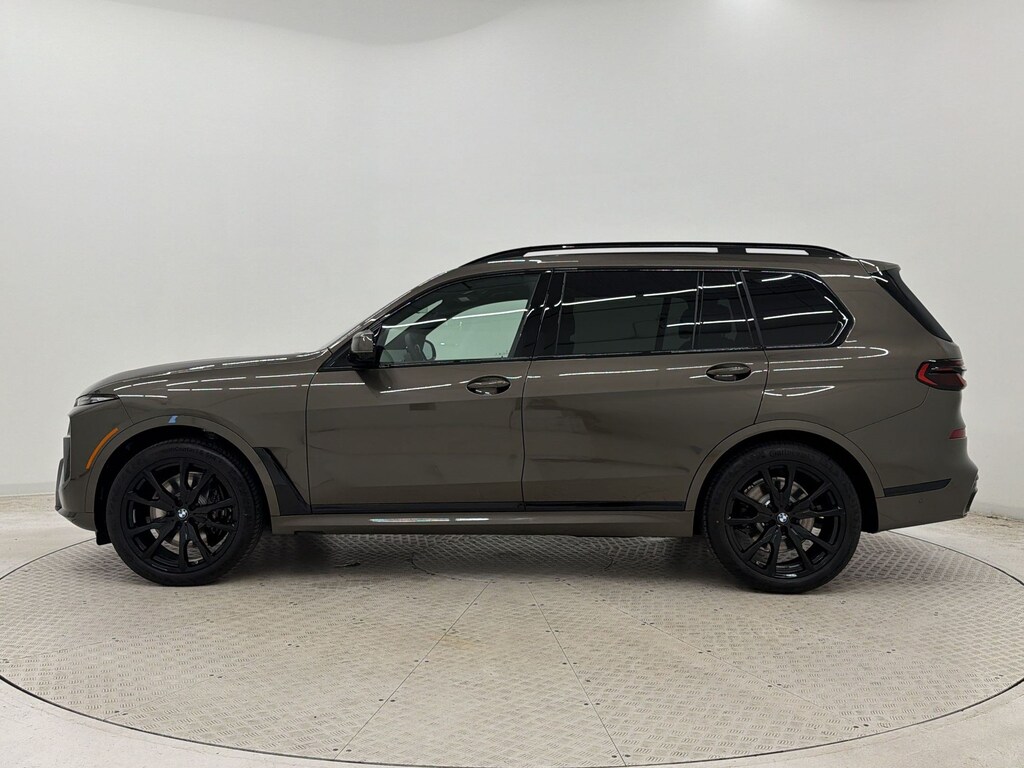 New 2027 BMW X7 xDrive40i SUV