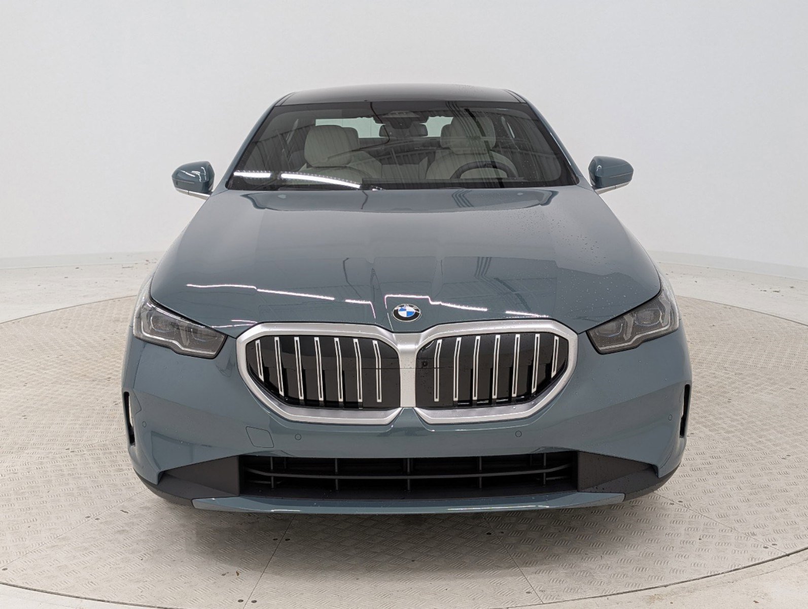 2025 Bmw 530i photo 3