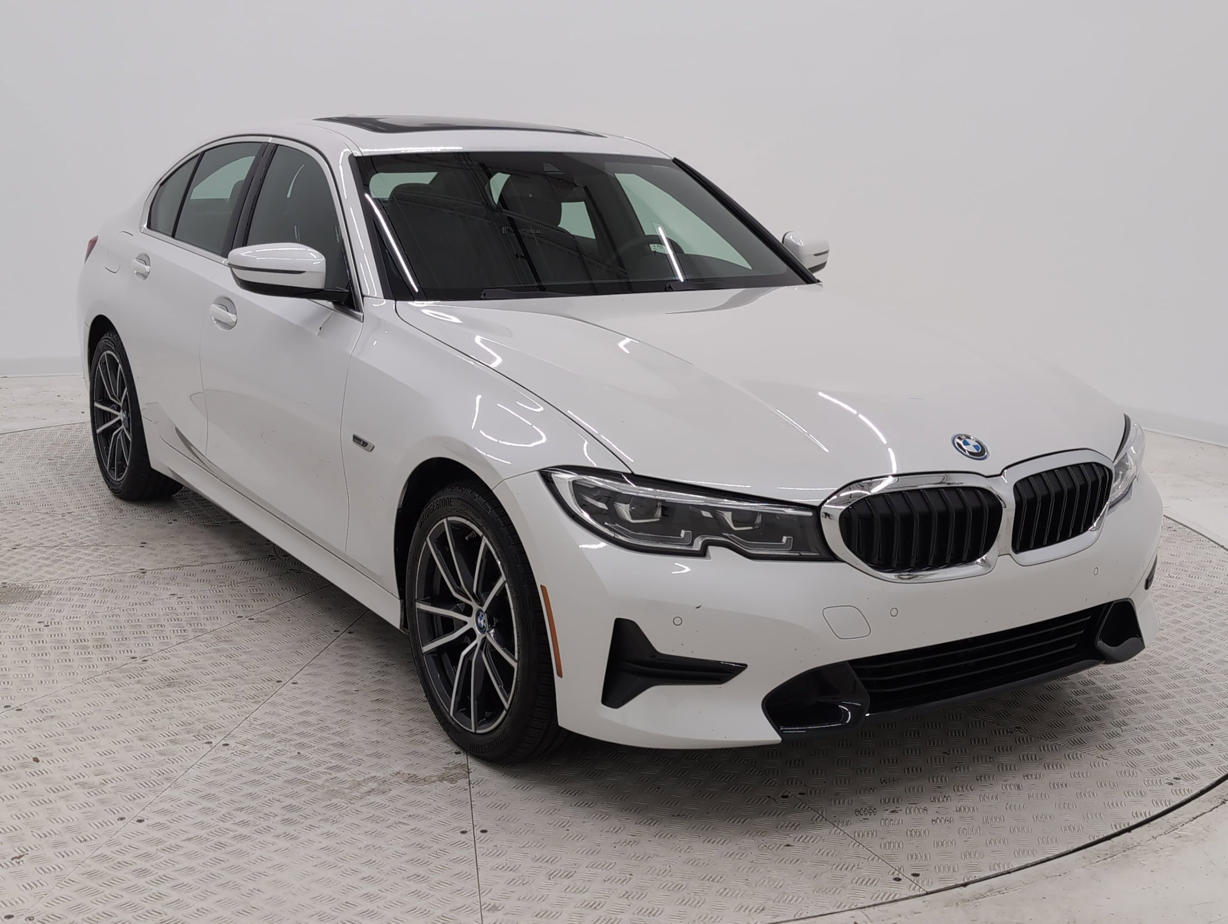 Certified 2022 BMW 3 Series 330e with VIN 3MW5P9J01N8C71048 for sale in Nashville, TN