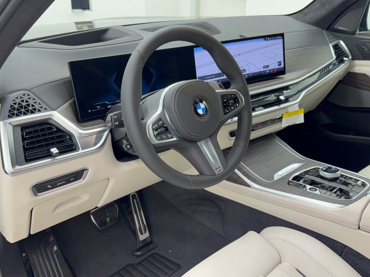 New 2027 BMW X7 xDrive40i SUV