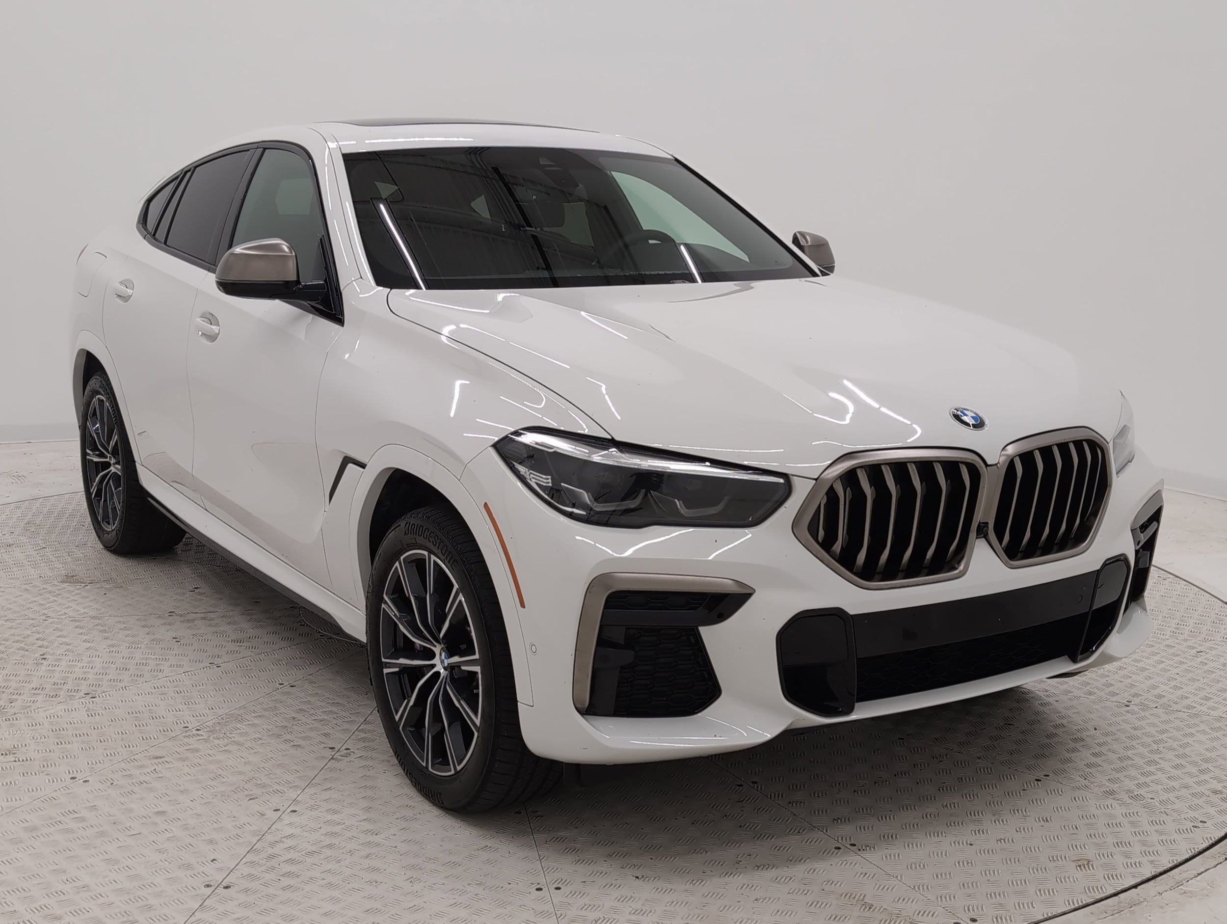 Certified 2022 BMW X6 M50i with VIN 5UXCY8C0XN9L76450 for sale in Nashville, TN