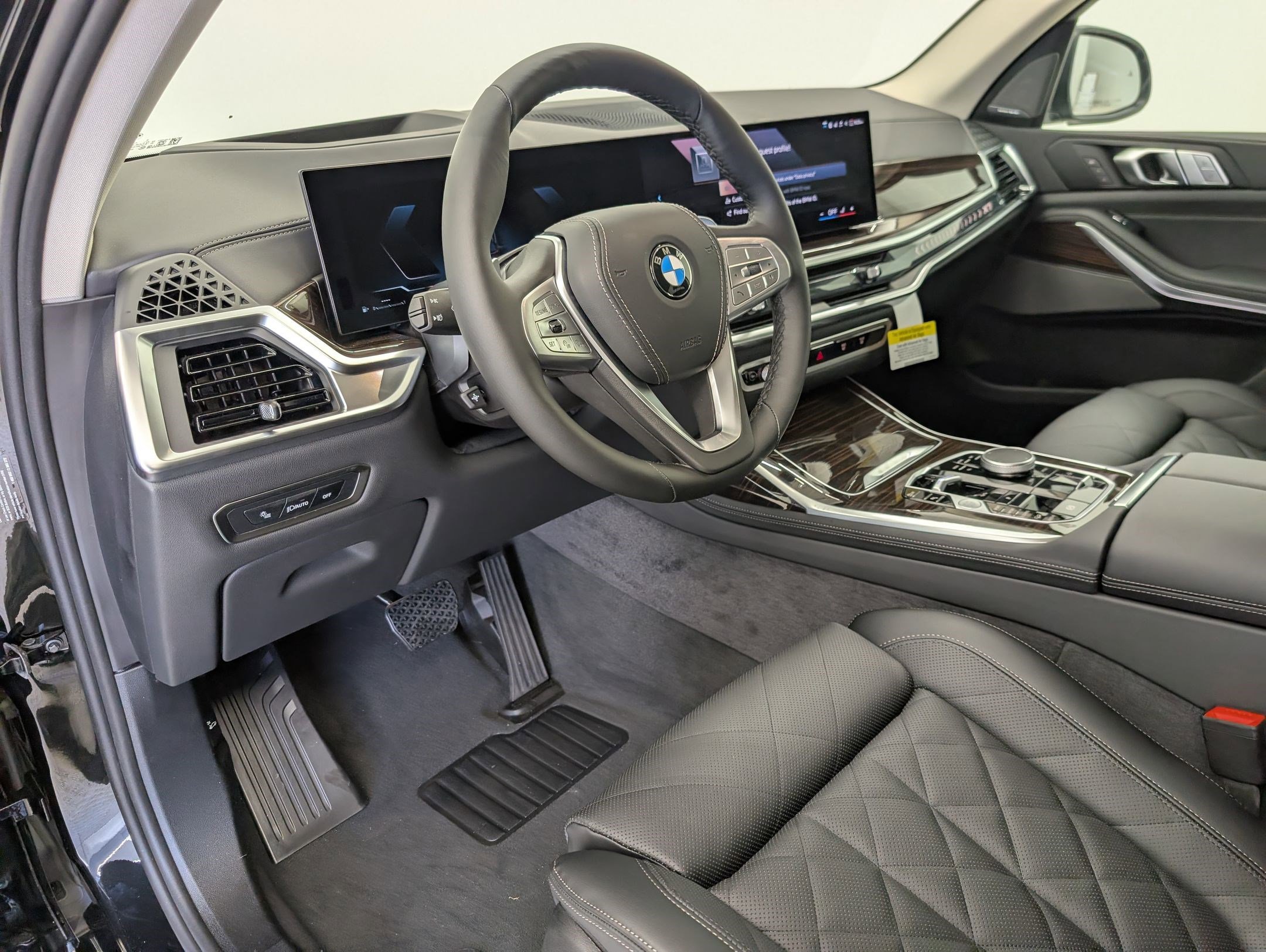 2026 Bmw X7 xDrive40i photo 3