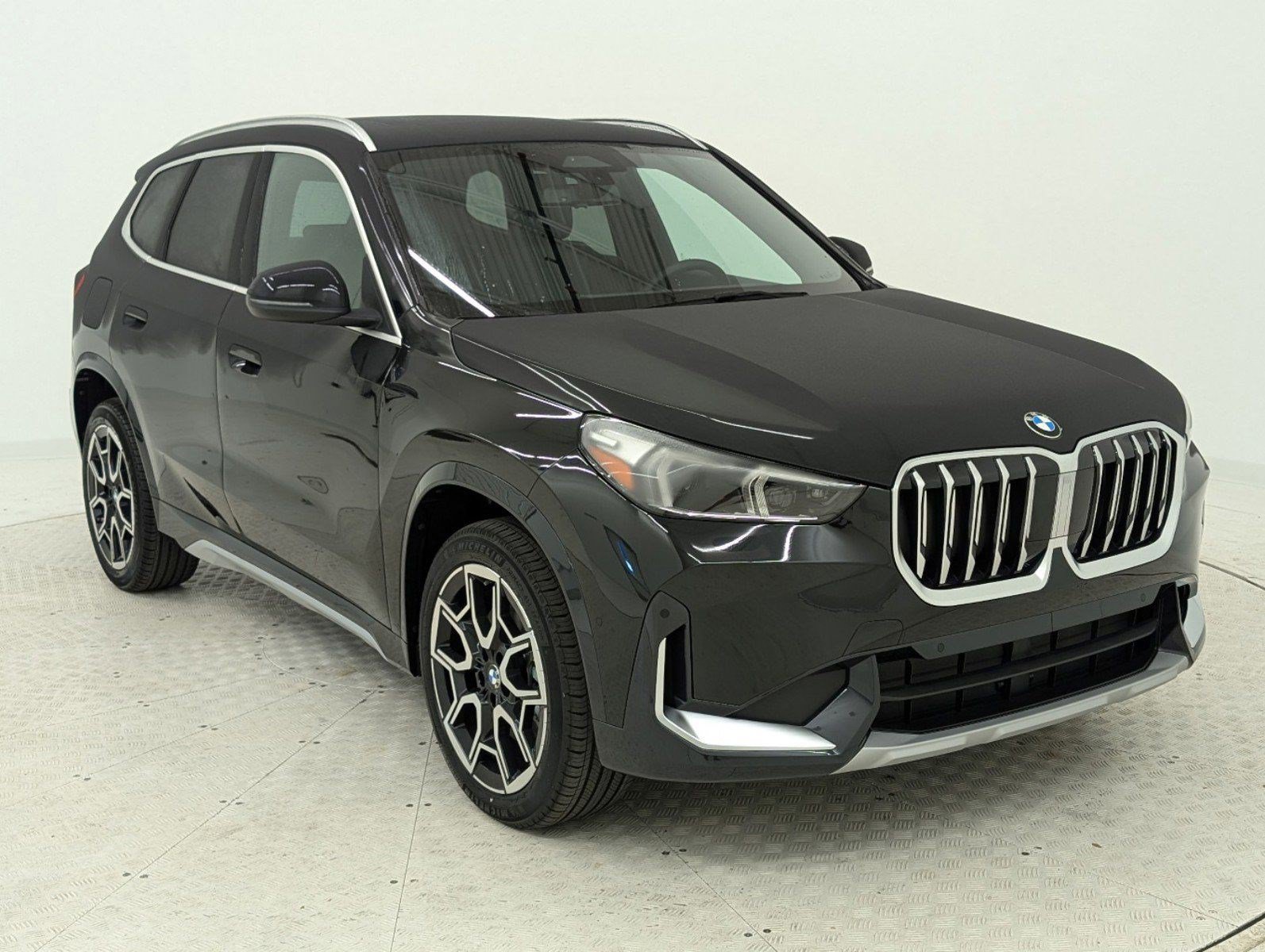 2025 BMW X1 28i - Photo 19
