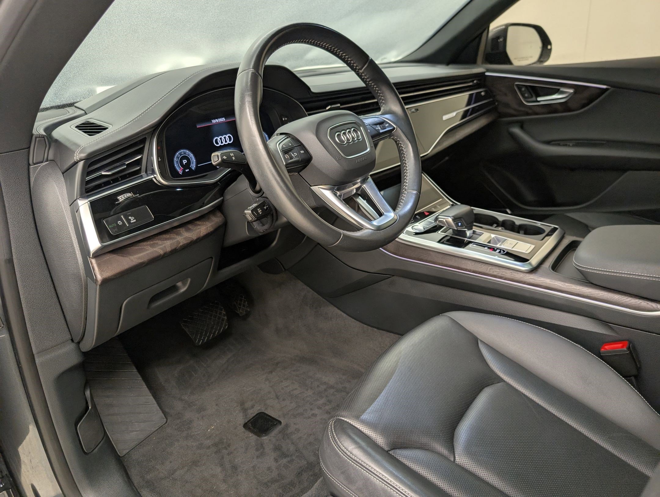 2019 Audi Q8 line Prestige photo 3