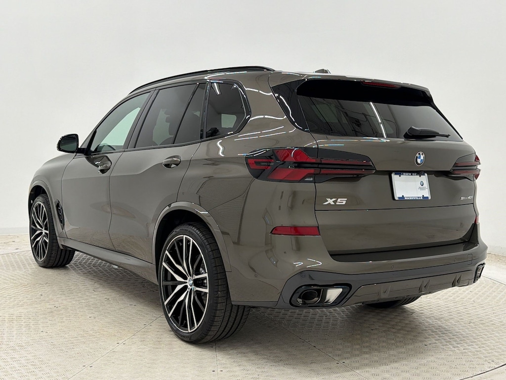 New 2026 BMW X5 sDrive40i SUV