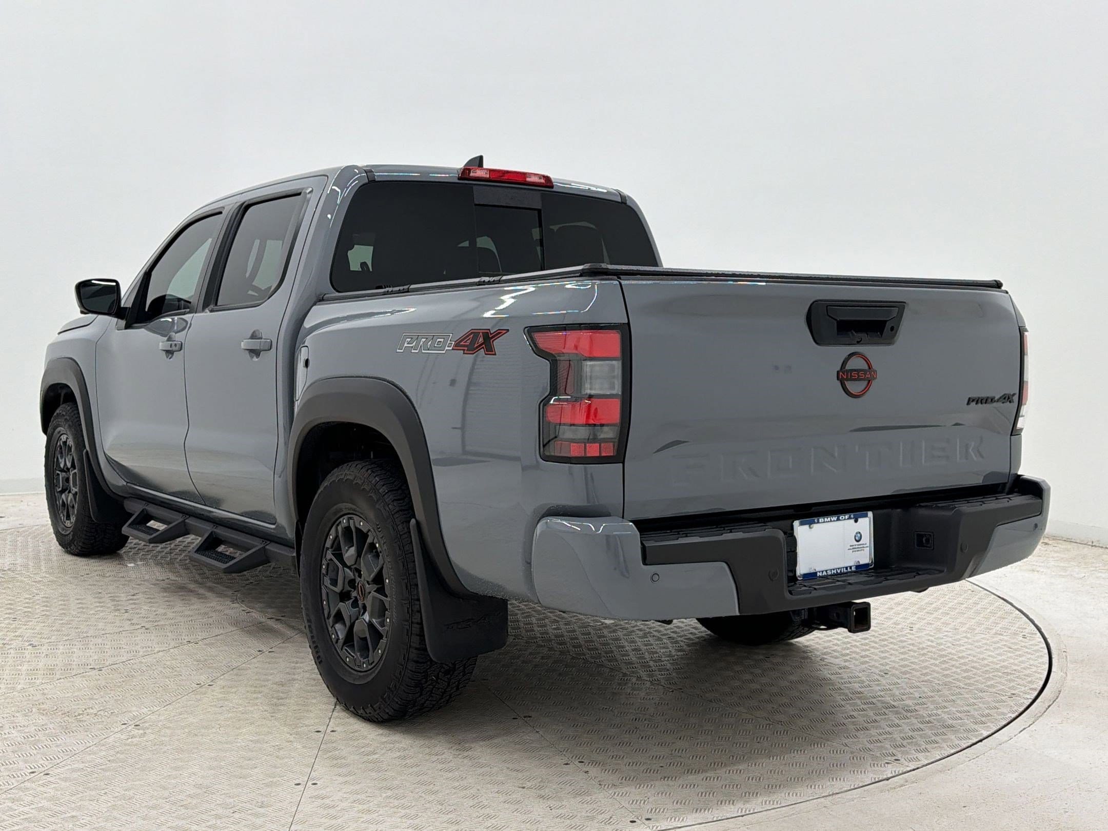 Frontier PRO-4X Truck Crew Cab