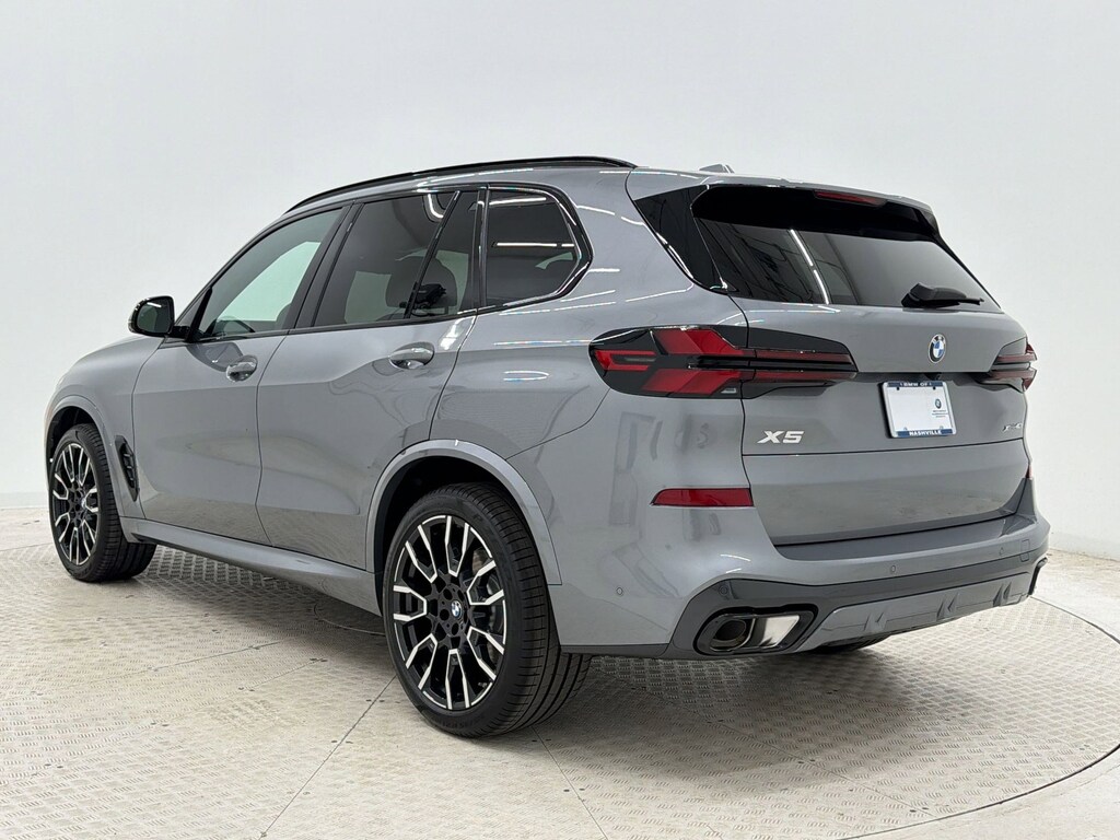 New 2026 BMW X5 xDrive40i SUV