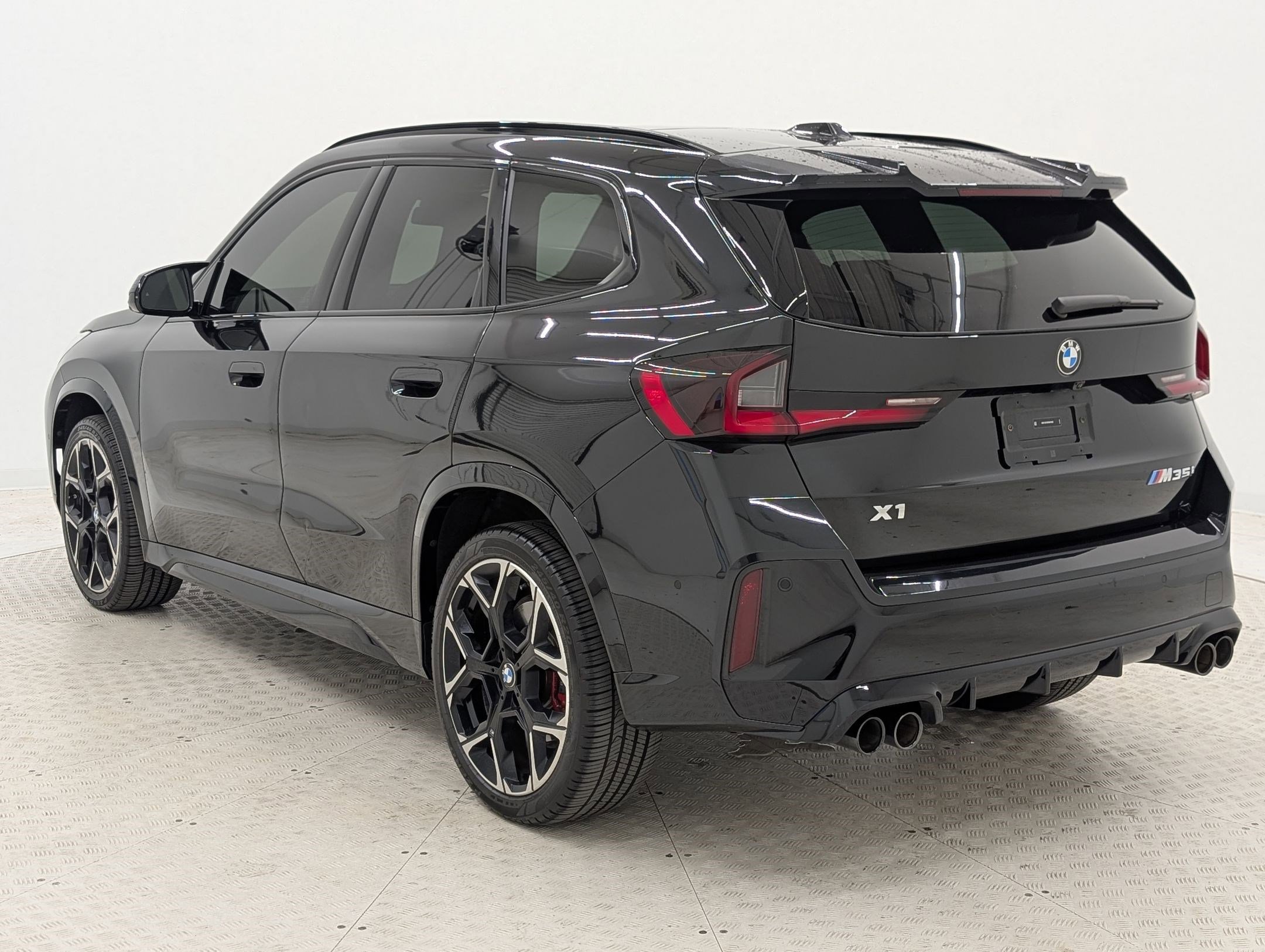 2024 Bmw X1 M35i photo 3