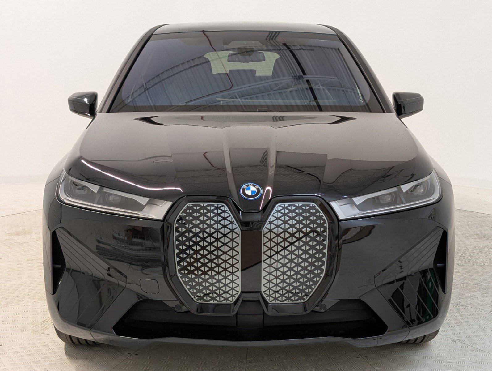 2025 Bmw iX photo 3