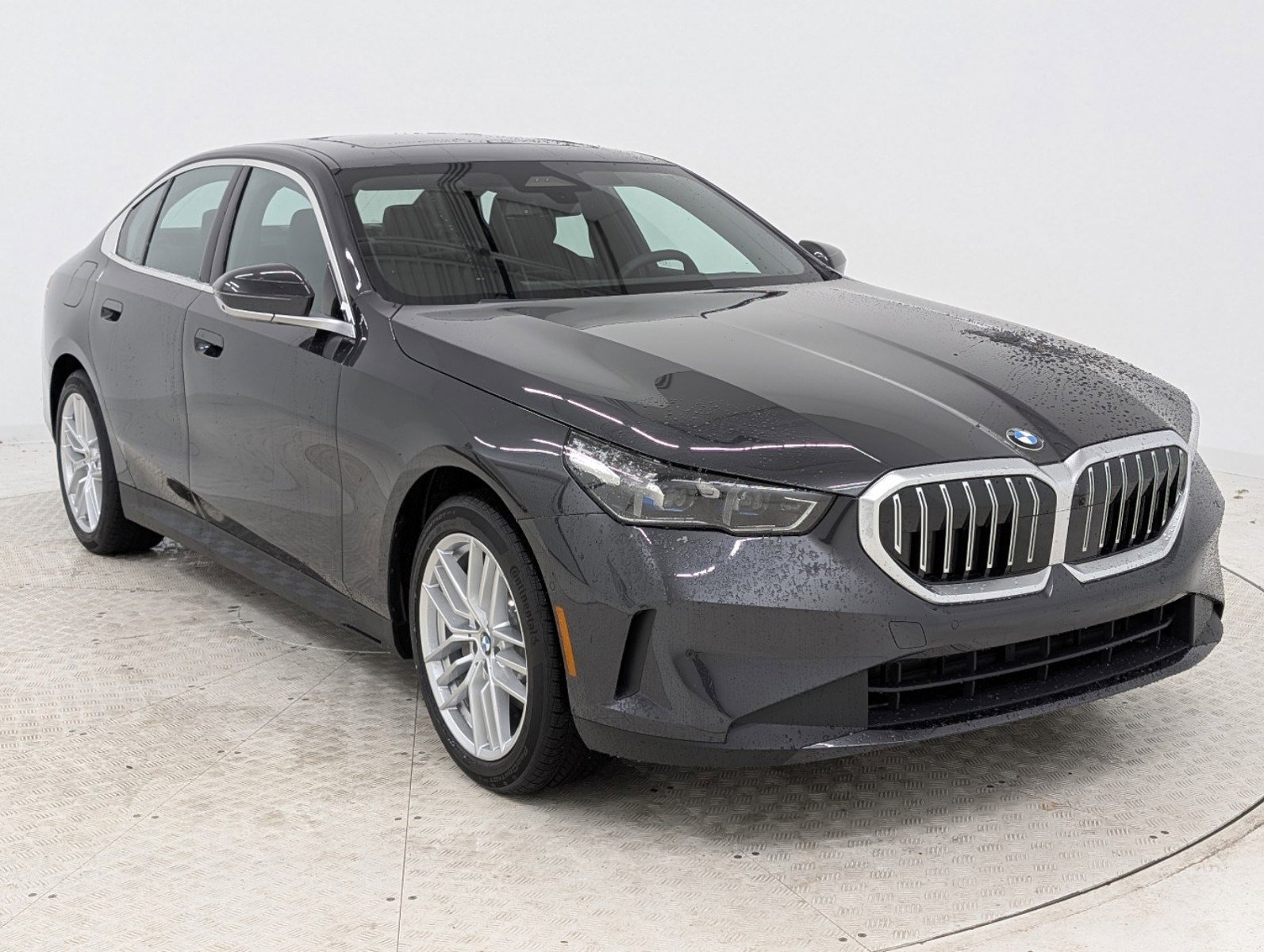 2025 Bmw 530i Sedan photo 2