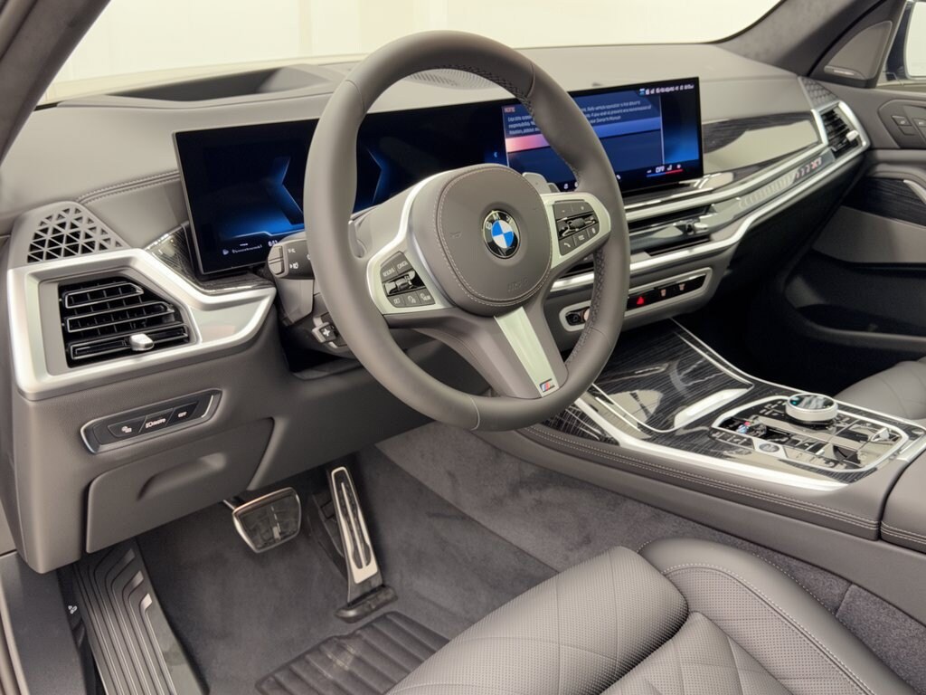 New 2027 BMW X7 xDrive40i SUV