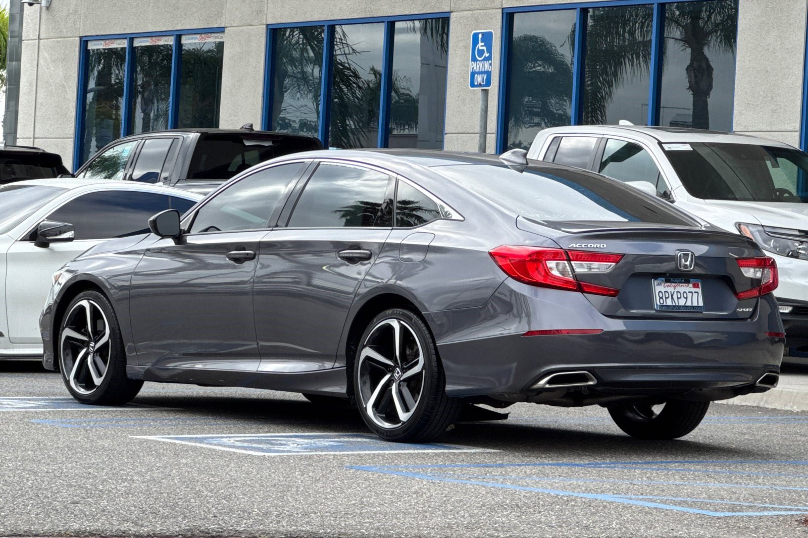 2020 Honda Accord Sport photo 3