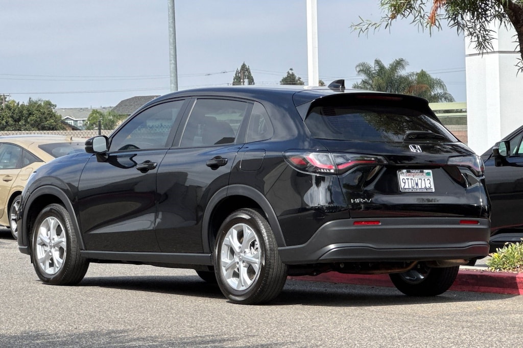 Certified 2025 Honda HR-V LX SUV
