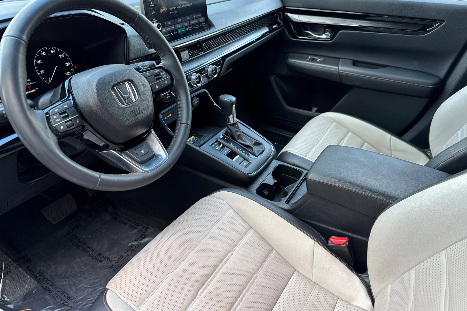 2023 Honda CR-V Hybrid Sport Touring photo 4