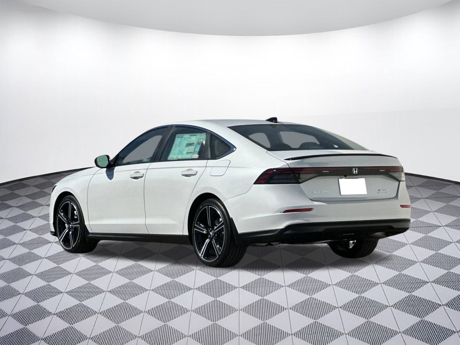 2025 Honda Accord Hybrid Sport photo 2