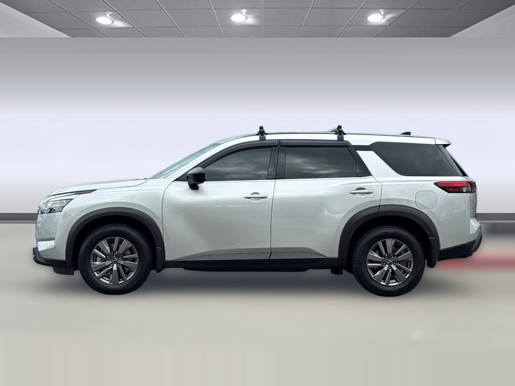 Used 2025 Nissan Pathfinder S SUV