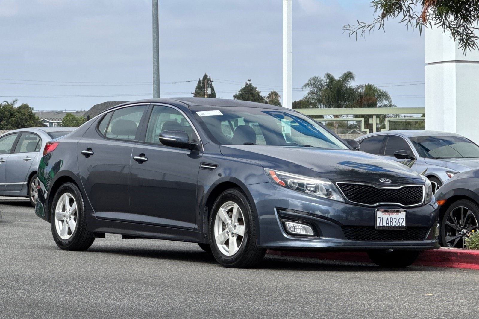 Optima LX Sedan