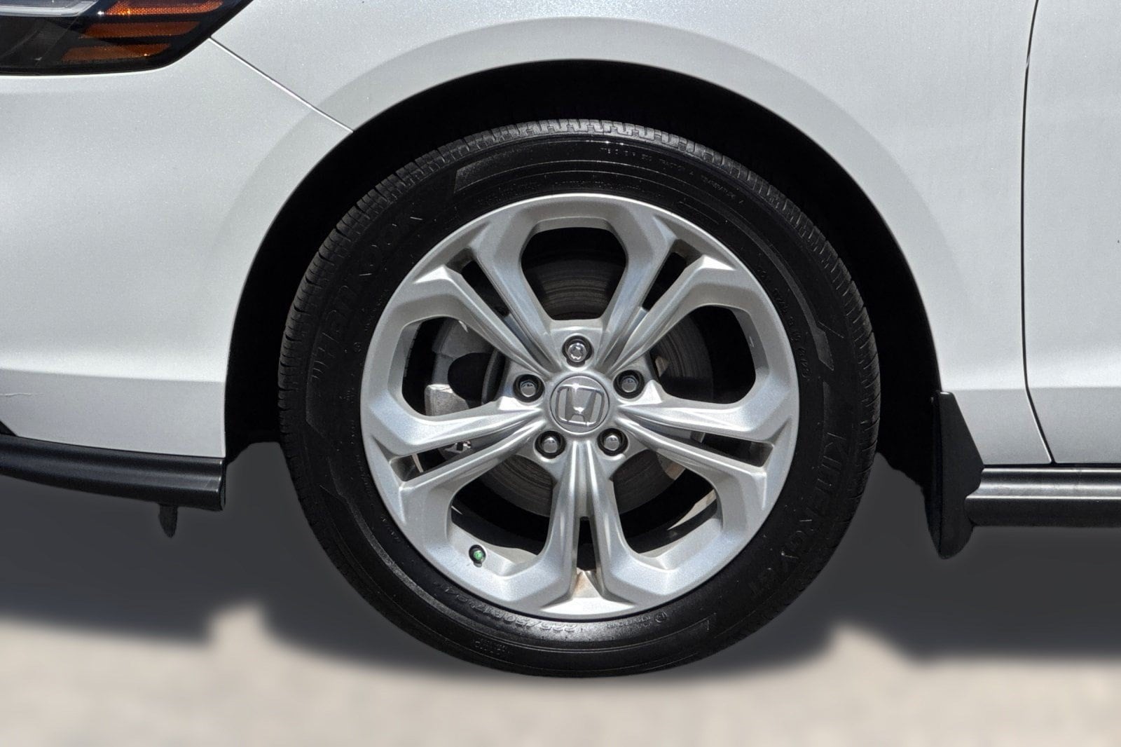 2024 Honda Accord LX - Photo 12