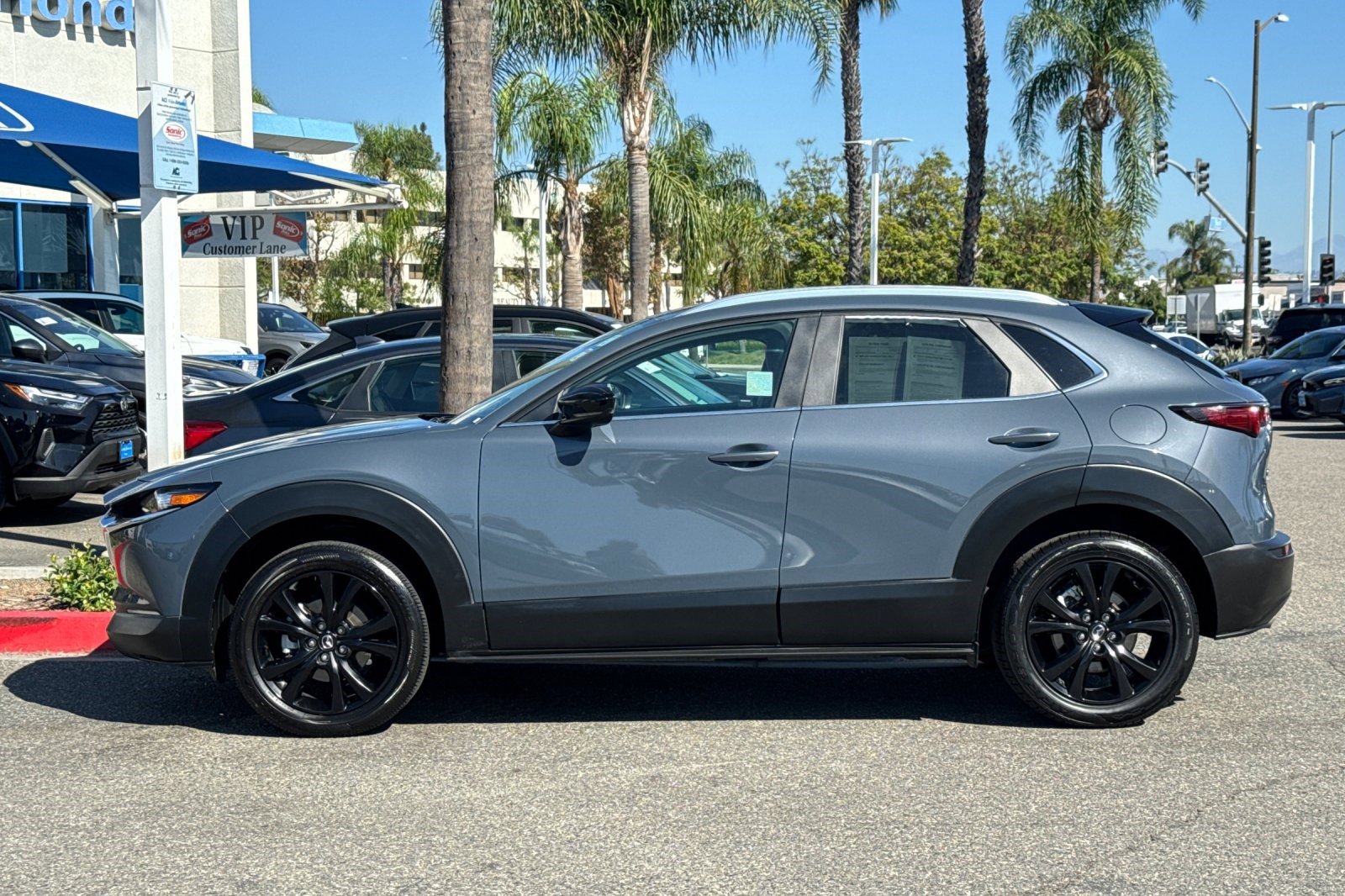 2024 Mazda CX-30 2.5 S Carbon photo 2