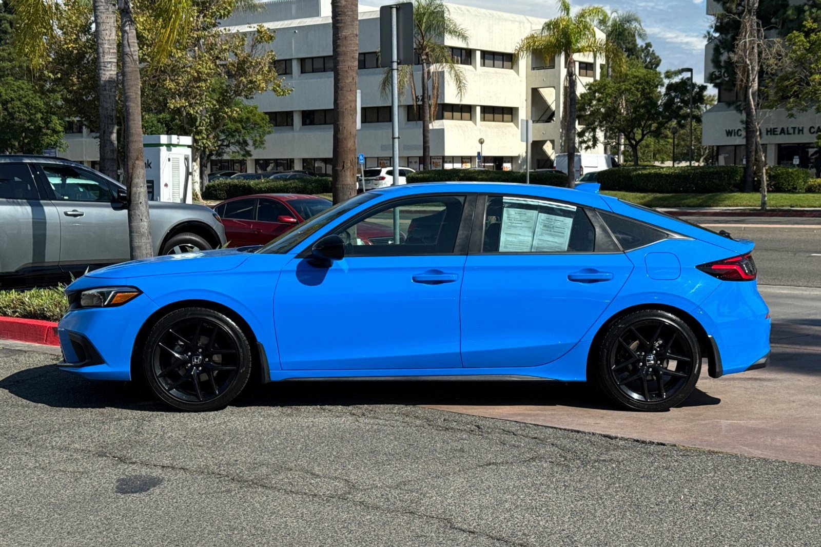 2023 Honda Civic Sport Hatchback photo 2