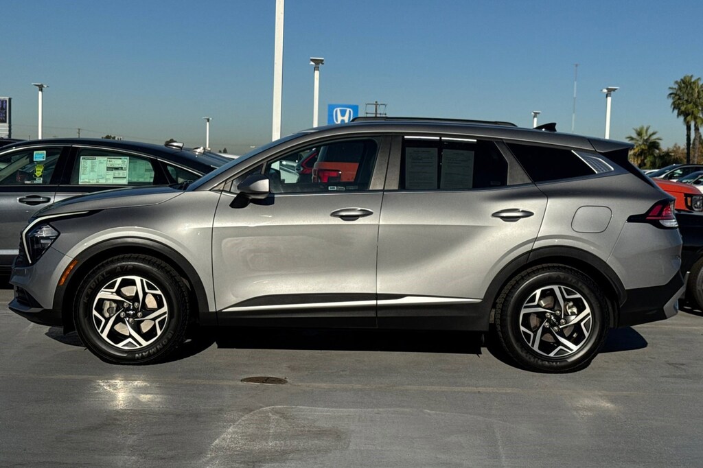 Used 2023 Kia Sportage LX SUV
