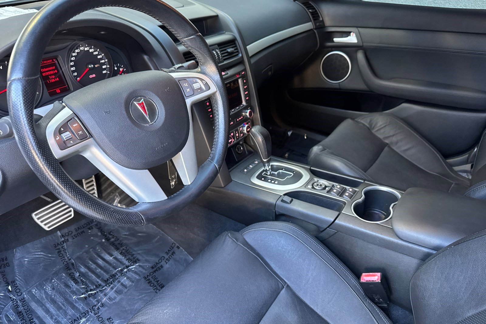 2009 Pontiac G8 GT photo 4