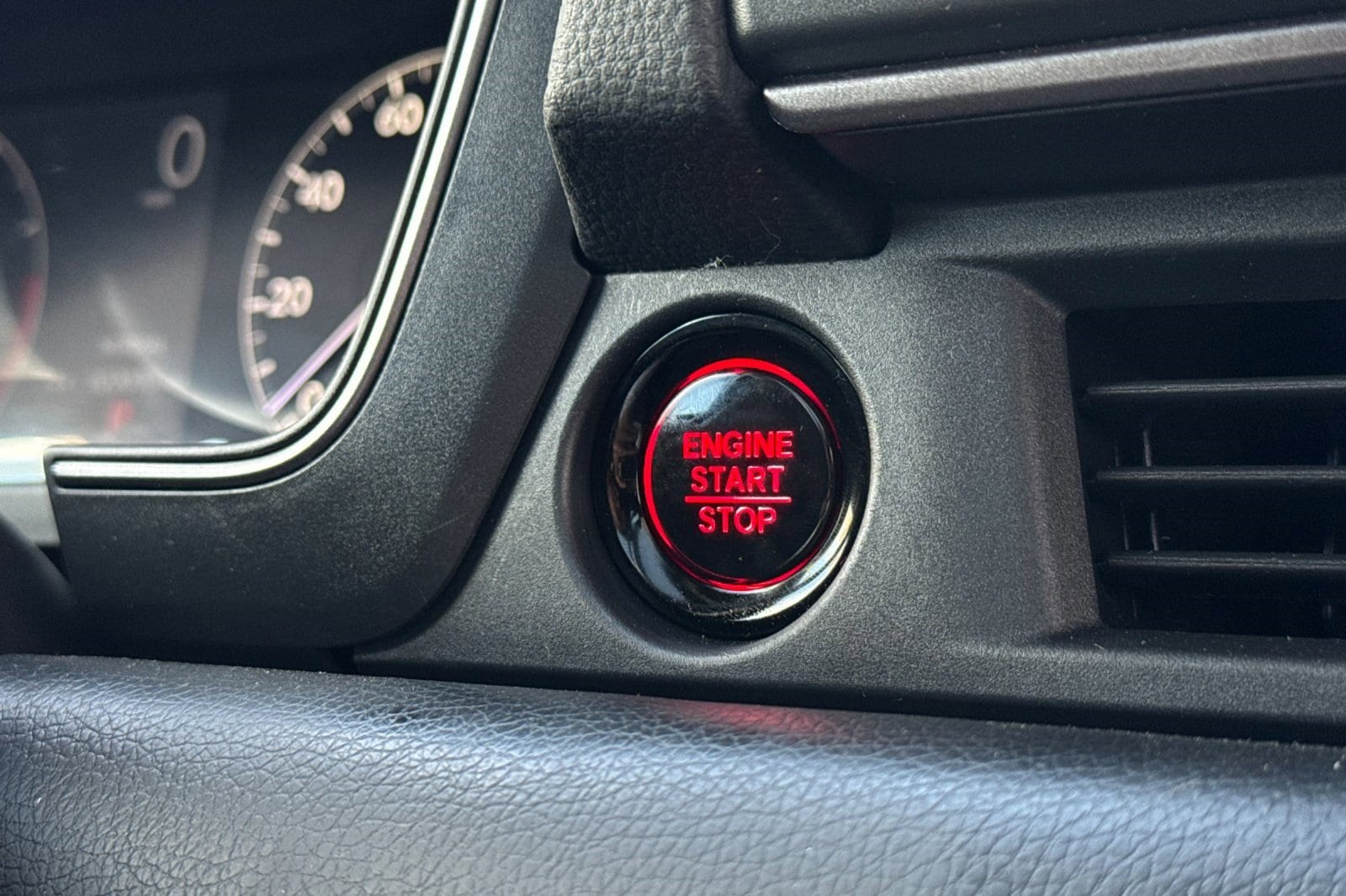 2025 Honda Pilot TrailSport - Photo 34