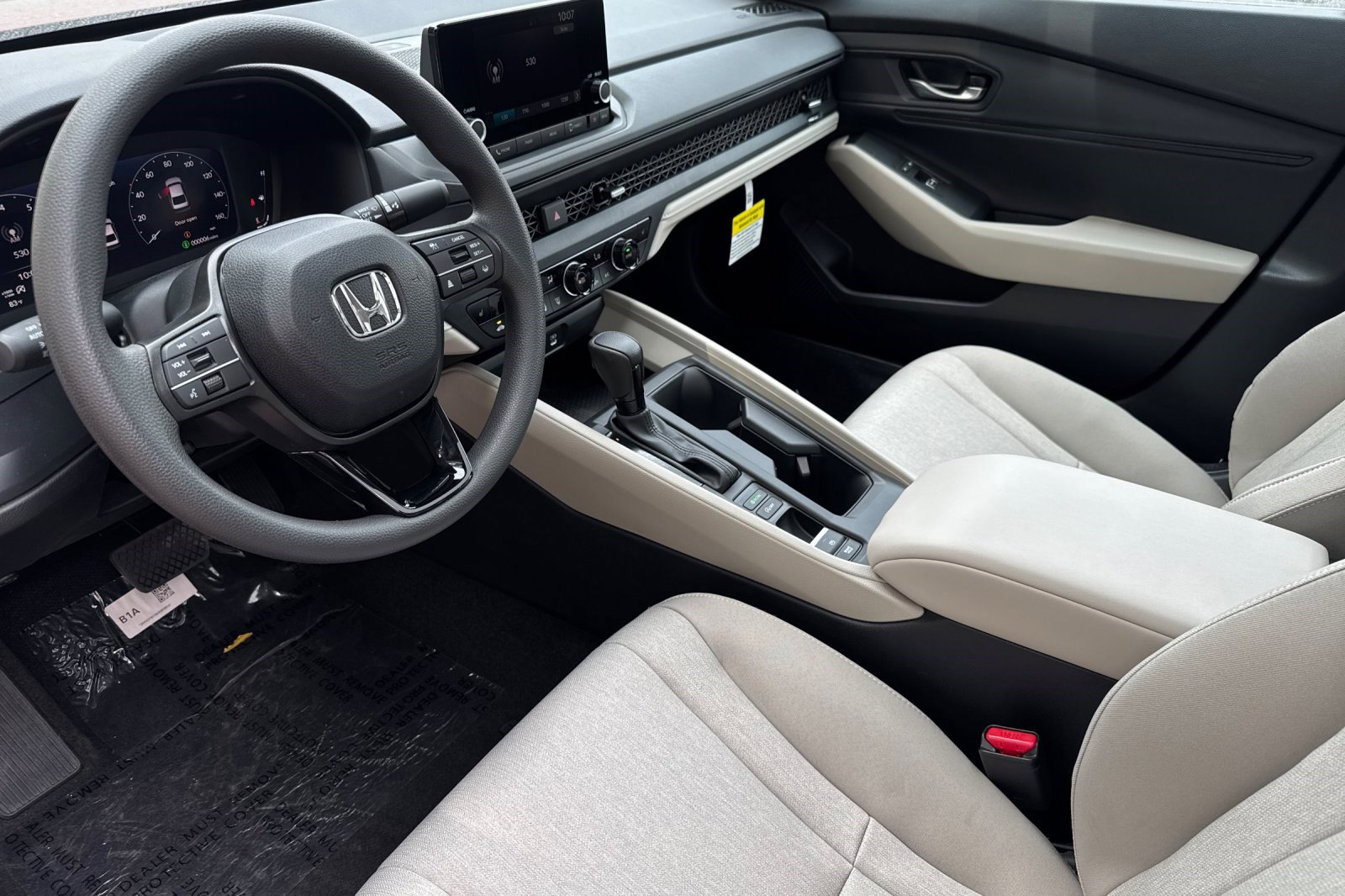 2025 Honda Accord SE photo 4