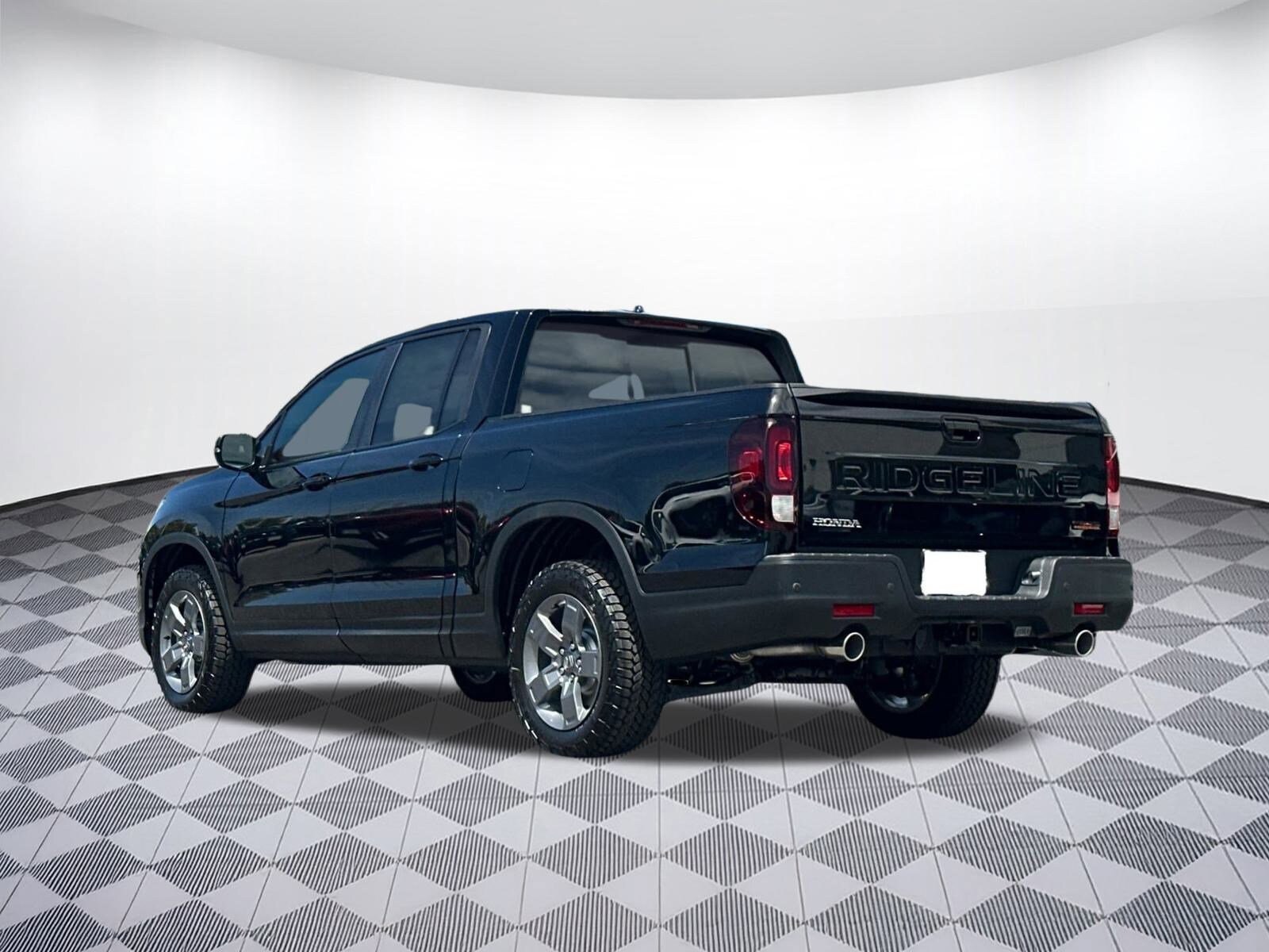 2025 Honda Ridgeline TrailSport photo 3