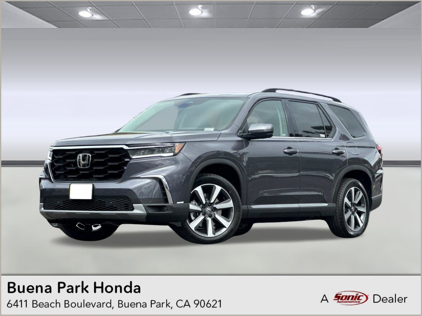 2025 Honda Pilot Touring's photo