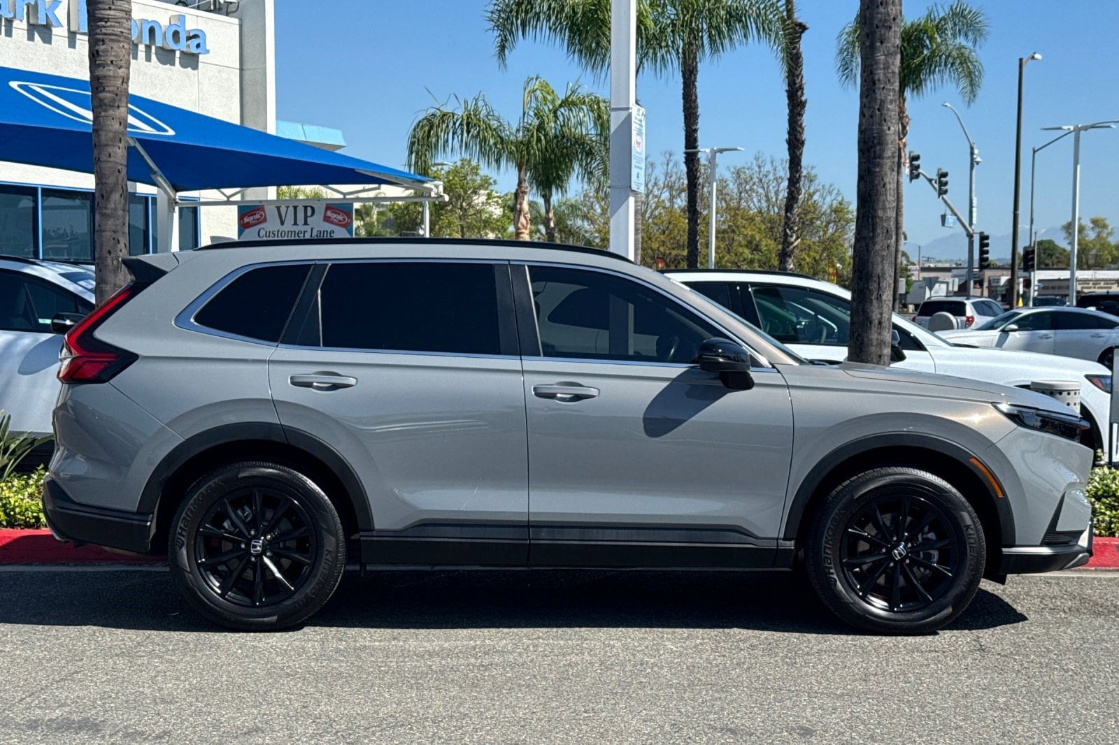 2023 Honda CR-V Hybrid Sport photo 3